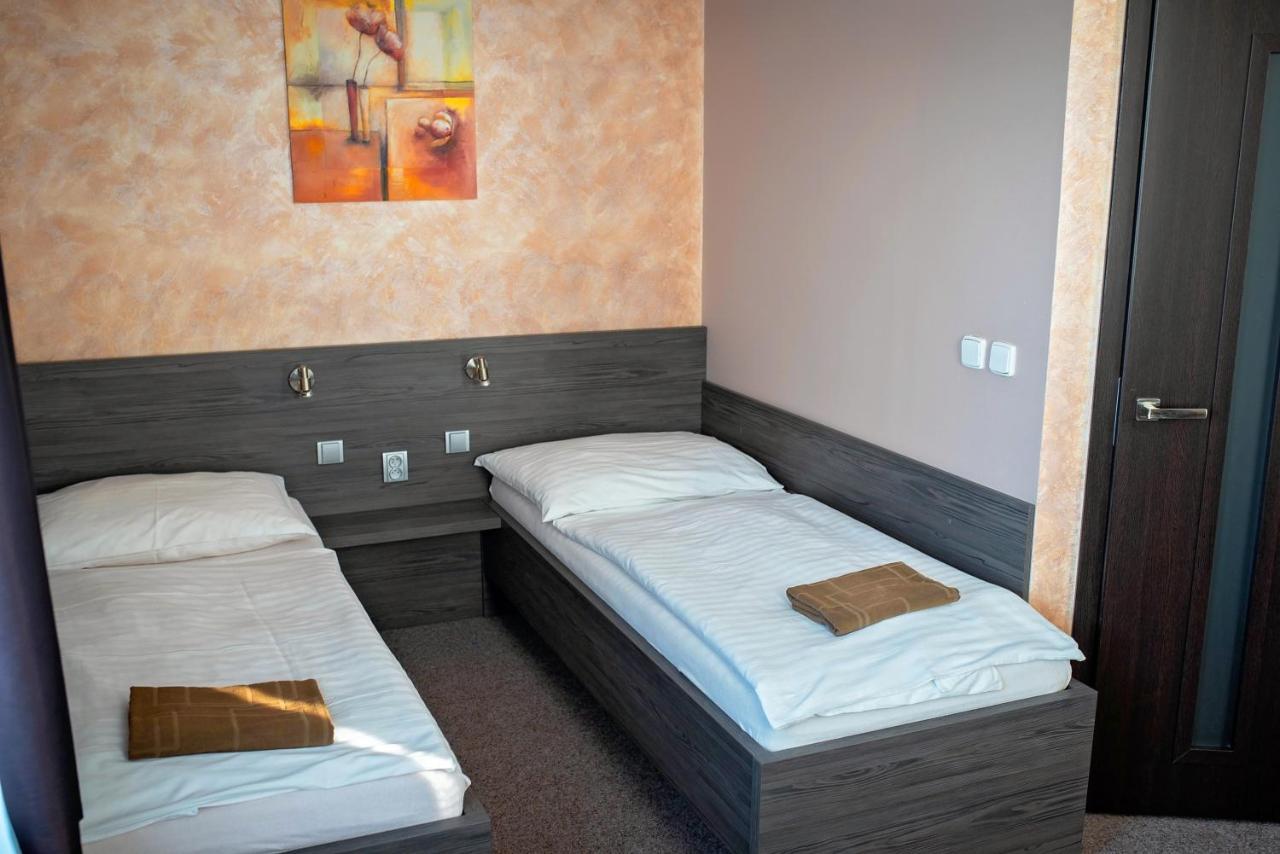 Almond Hotel Teplice Exterior foto