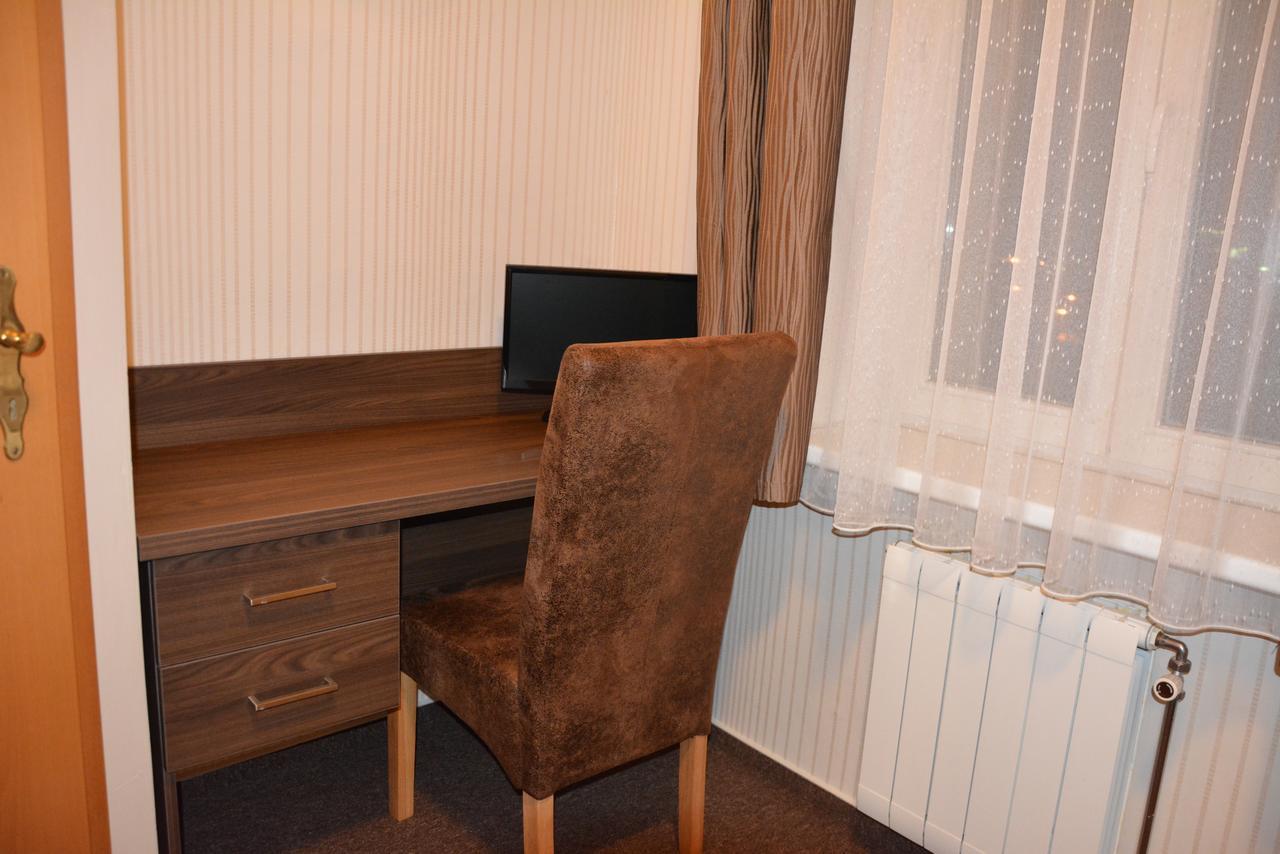 Almond Hotel Teplice Exterior foto